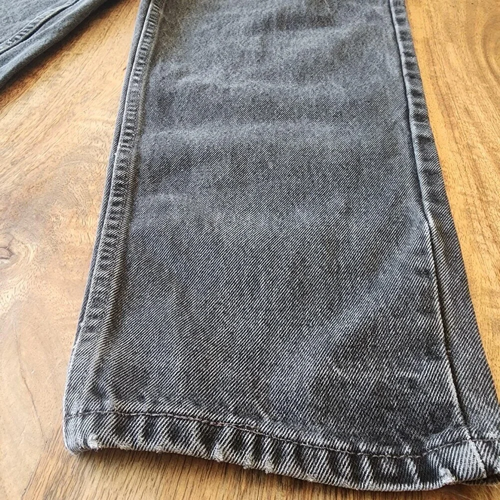 Vintage Levi's 560 Jeans Mens 34x30 Faded Gray Black Loose Tapered Made USA 90s